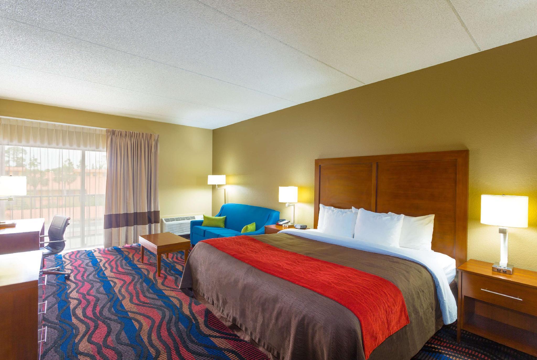 Baymont By Wyndham Bonita Springs Hotel Exterior foto