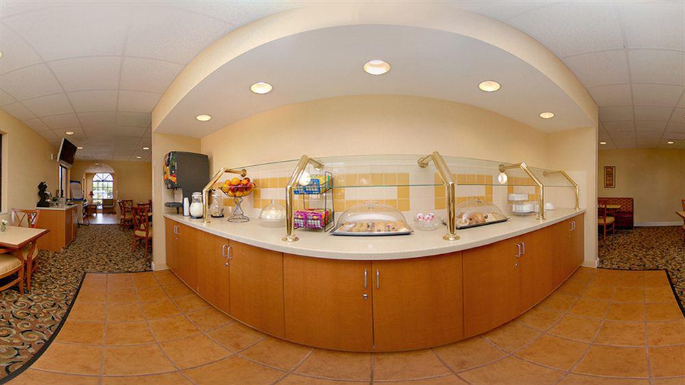 Baymont By Wyndham Bonita Springs Hotel Exterior foto